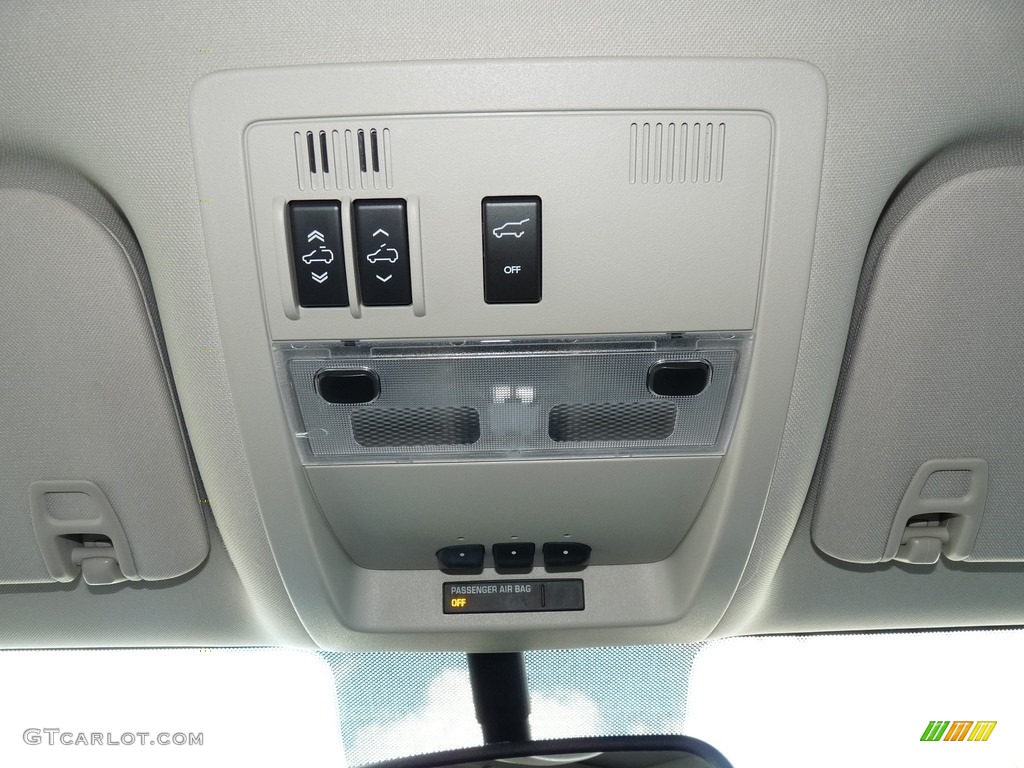 2010 Yukon Denali AWD - Storm Gray Metallic / Ebony photo #18