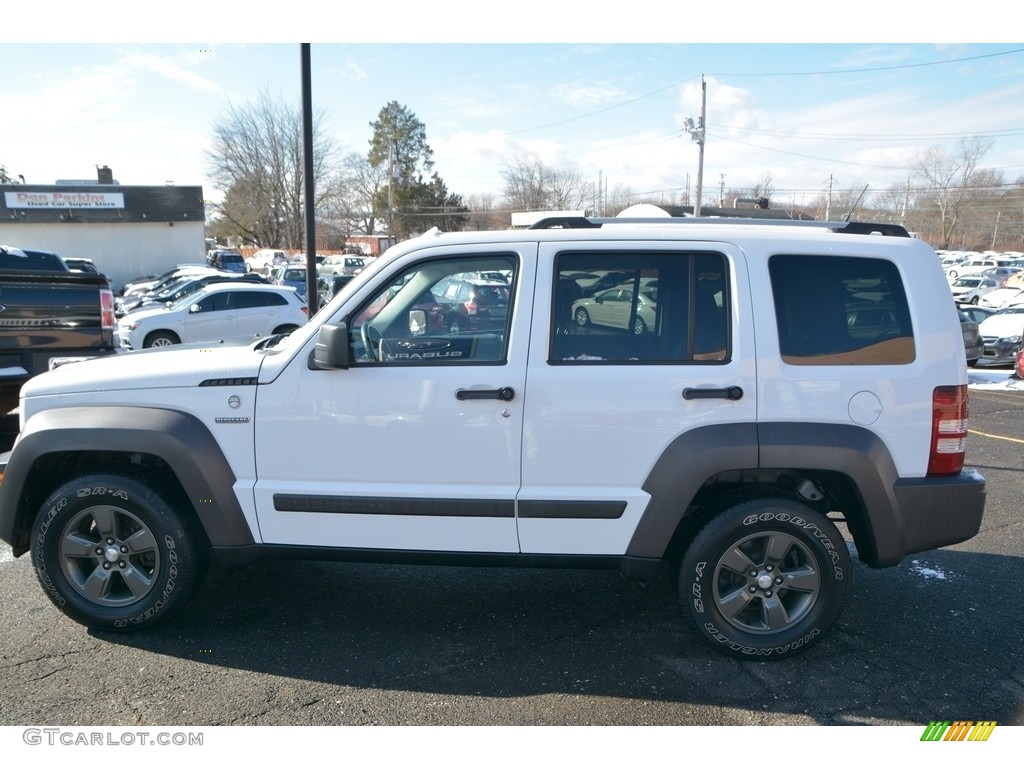 2011 Liberty Renegade 4x4 - Bright White / Dark Slate Gray photo #11