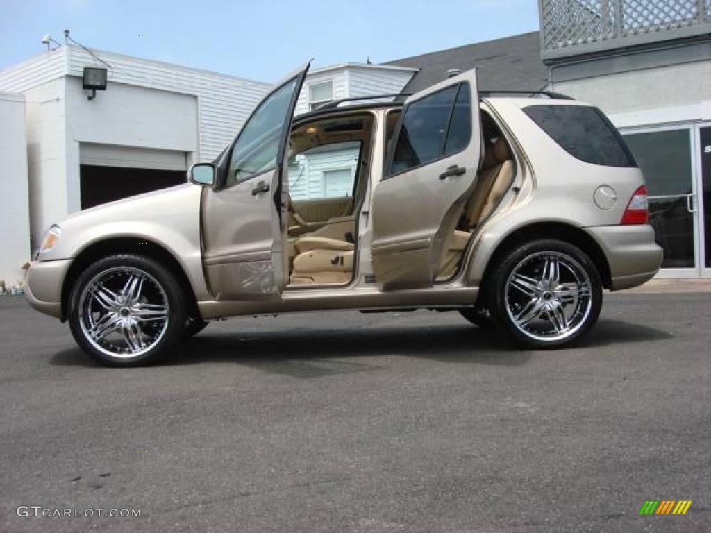 2003 ML 320 4Matic - Desert Silver Metallic / Java photo #24