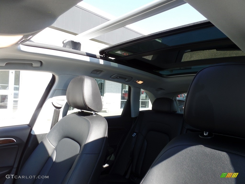 2016 Q5 2.0 TFSI Premium quattro - Ibis White / Black photo #11