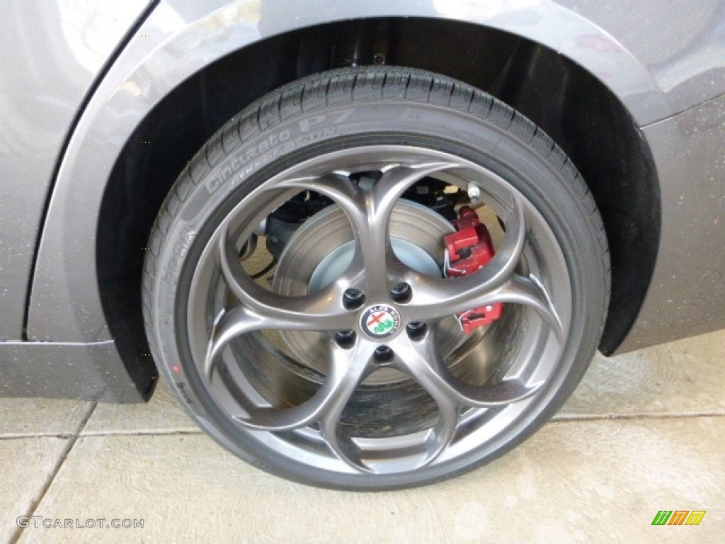 2017 Alfa Romeo Giulia Ti AWD Wheel Photo #118472733