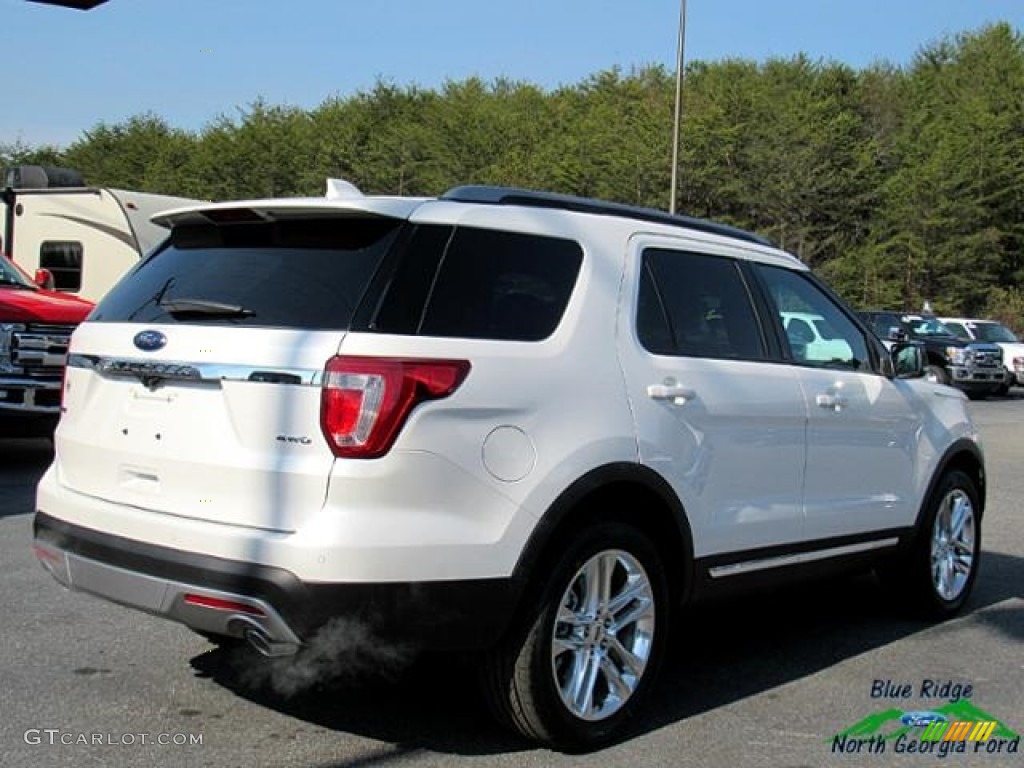 2017 Explorer XLT 4WD - White Platinum / Medium Light Camel photo #6