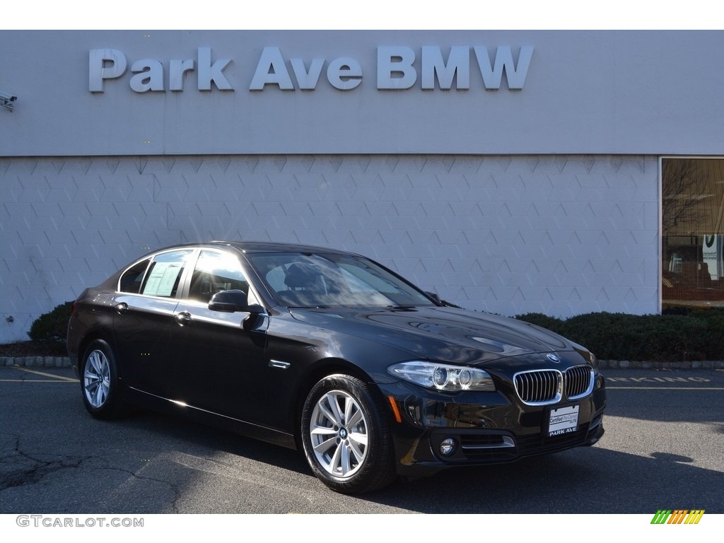 2016 5 Series 528i xDrive Sedan - Black Sapphire Metallic / Black photo #1