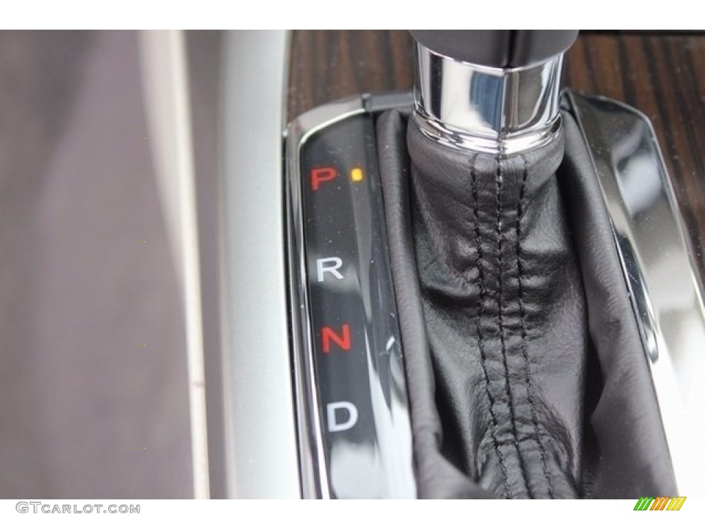 2017 Acura RLX Technology Transmission Photos