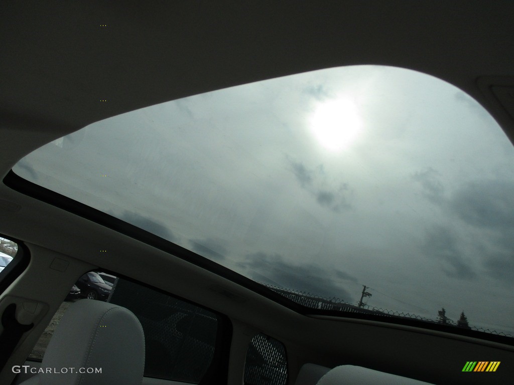 2014 Range Rover Evoque Pure Plus - Orkney Grey Metallic / Cirrus/Lunar photo #11