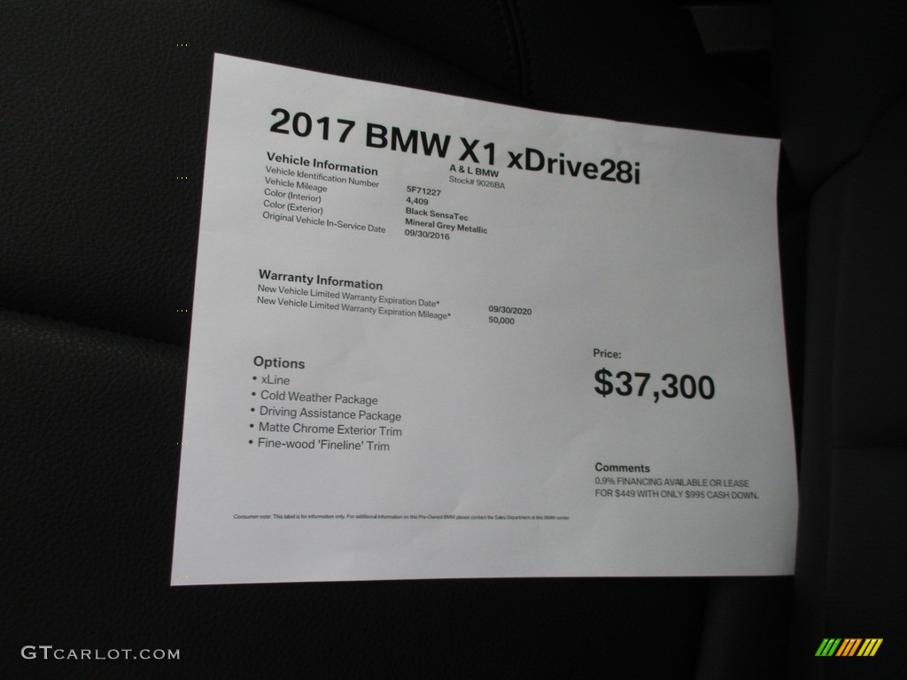 2017 X1 xDrive28i - Mineral Grey Metallic / Black photo #12