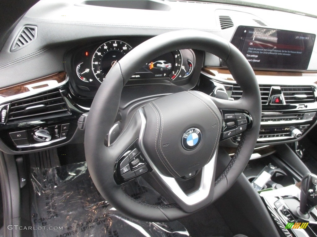 2017 5 Series 530i xDrive Sedan - Black Sapphire Metallic / Black photo #14