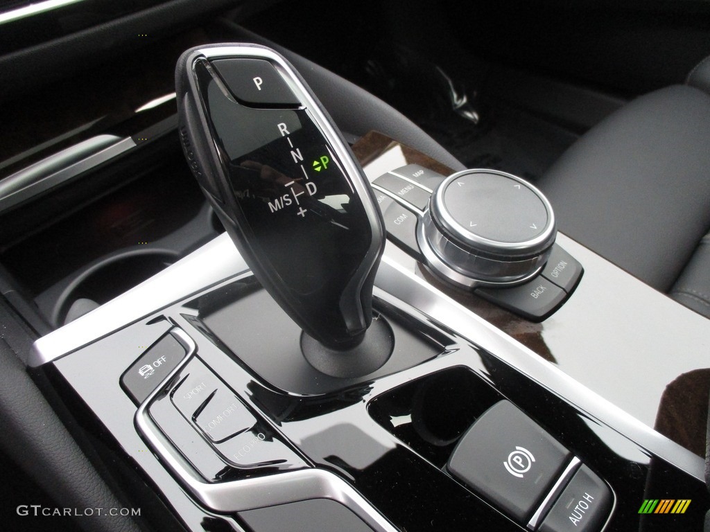 2017 BMW 5 Series 530i xDrive Sedan 8 Speed Sport Automatic Transmission Photo #118488927