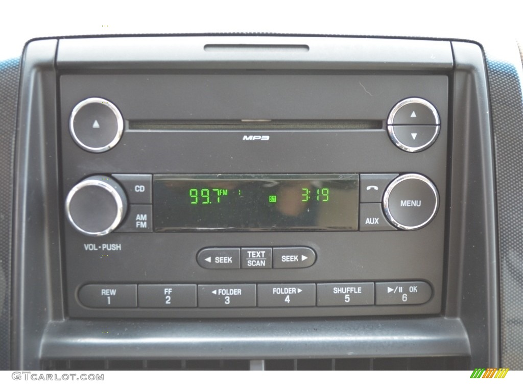 2008 Explorer XLT - Oxford White / Black/Stone photo #18