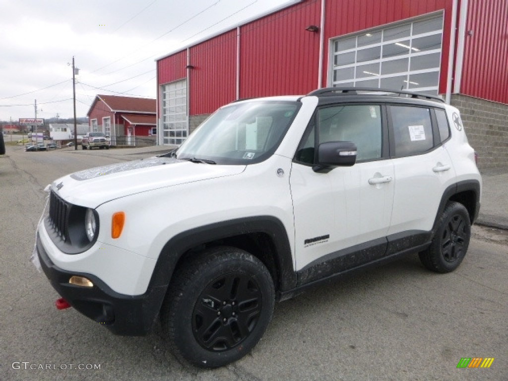 Alpine White Jeep Renegade