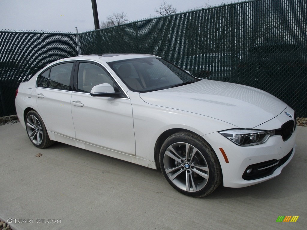 2017 3 Series 330i xDrive Sedan - Alpine White / Venetian Beige/Black photo #1