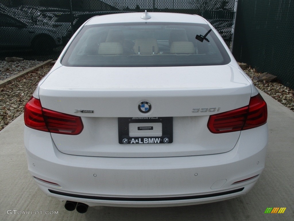 2017 3 Series 330i xDrive Sedan - Alpine White / Venetian Beige/Black photo #9