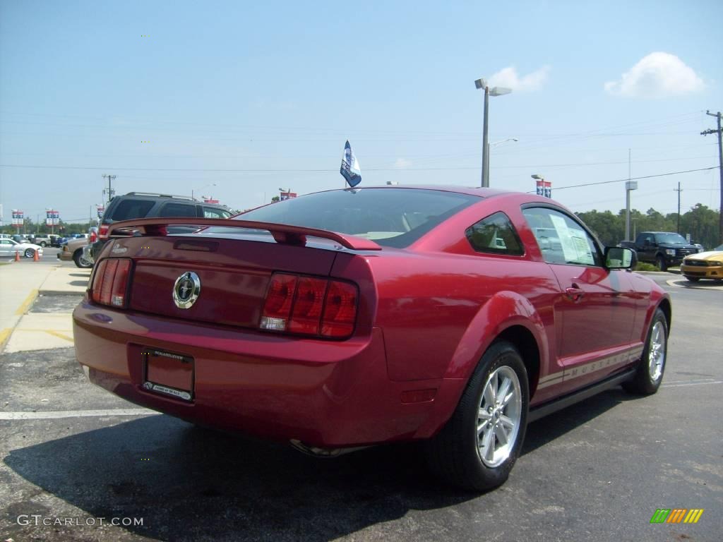 2006 Mustang V6 Deluxe Coupe - Redfire Metallic / Light Parchment photo #3