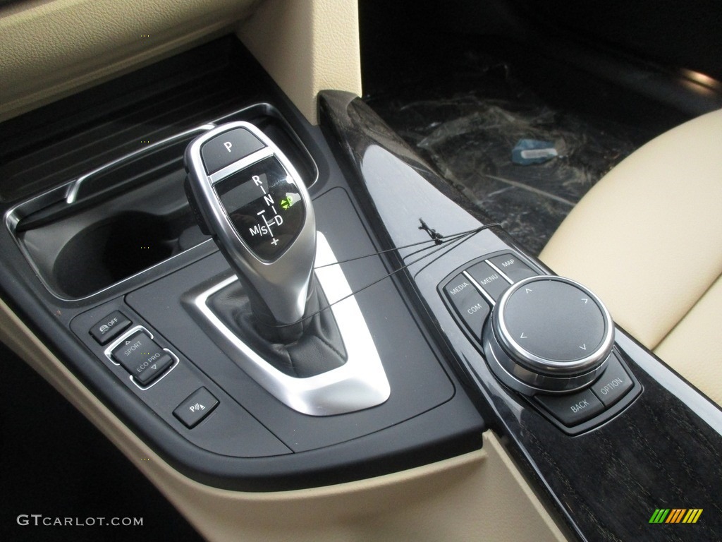 2017 3 Series 330i xDrive Sedan - Alpine White / Venetian Beige/Black photo #16