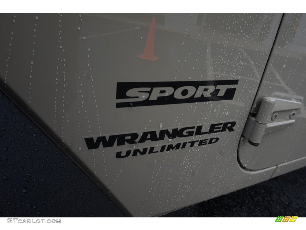 2017 Wrangler Unlimited Sport 4x4 - Gobi / Black photo #13