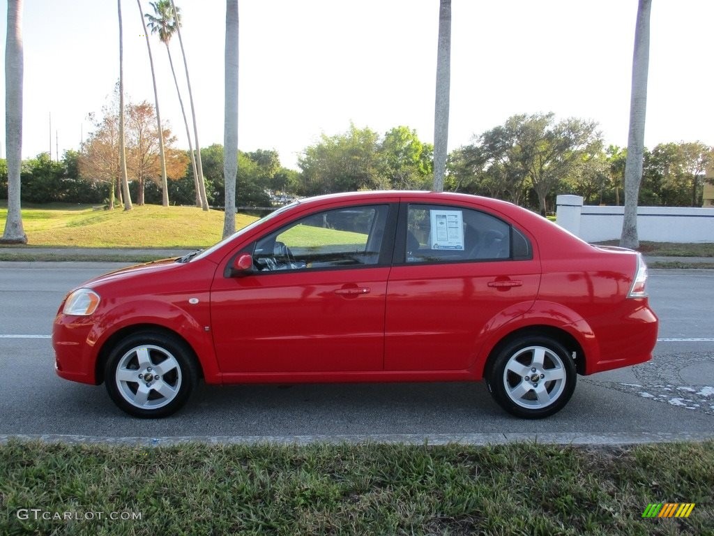 2007 Aveo LT Sedan - Victory Red / Charcoal Black photo #2