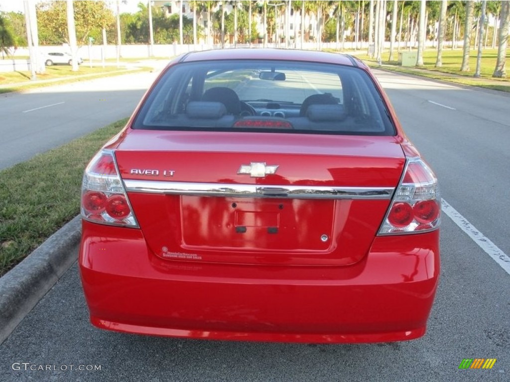 2007 Aveo LT Sedan - Victory Red / Charcoal Black photo #4