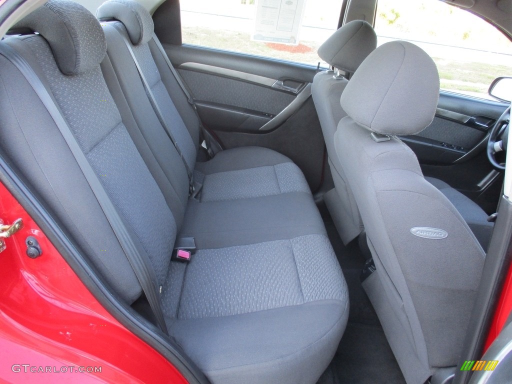 2007 Aveo LT Sedan - Victory Red / Charcoal Black photo #16