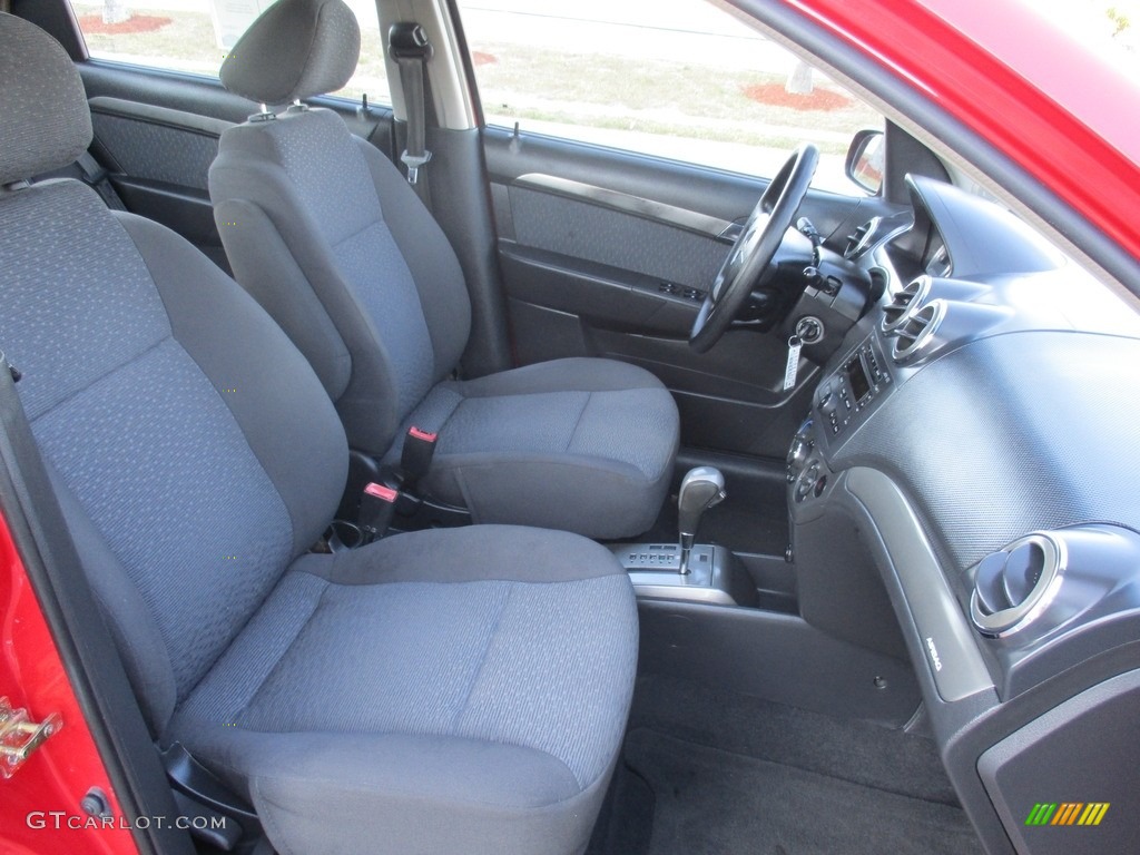 2007 Aveo LT Sedan - Victory Red / Charcoal Black photo #18