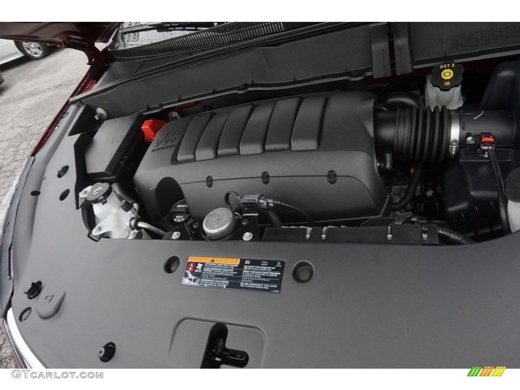 2017 Chevrolet Traverse LT Engine Photos