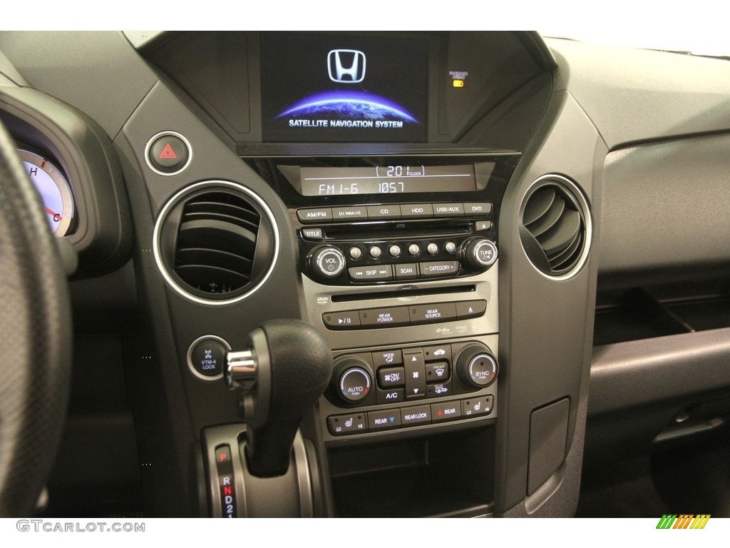 2015 Pilot Touring 4WD - Modern Steel Metallic / Gray photo #10