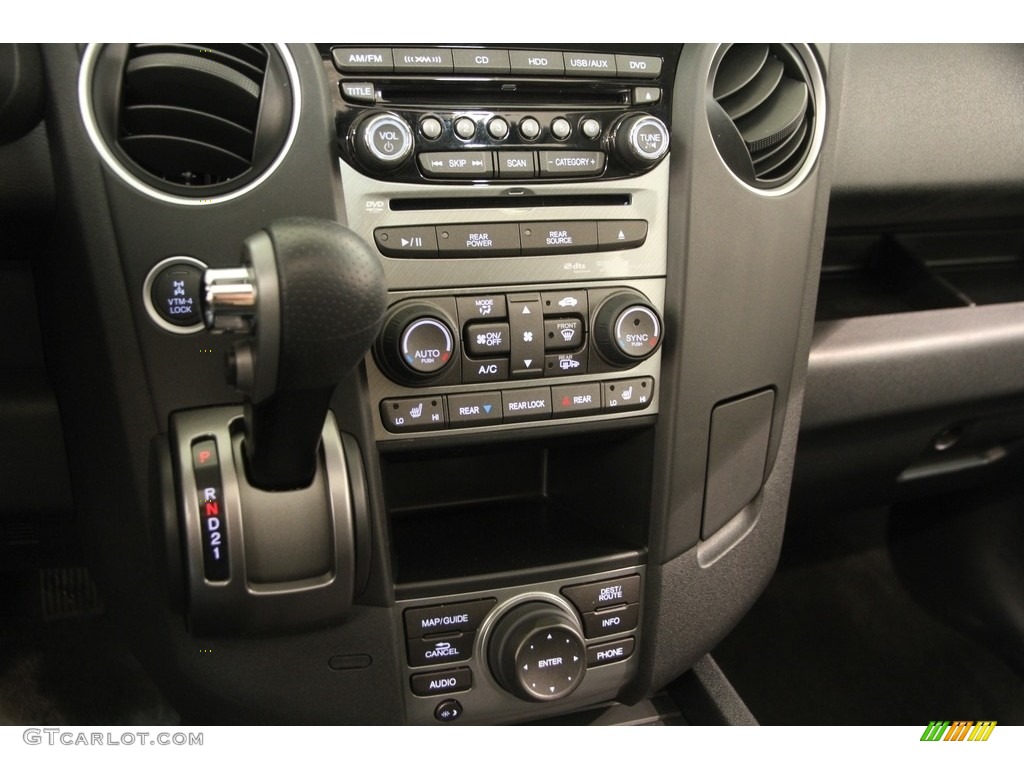 2015 Pilot Touring 4WD - Modern Steel Metallic / Gray photo #11