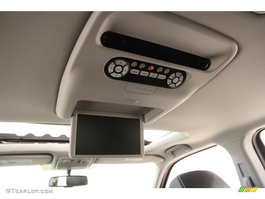 2015 Pilot Touring 4WD - Modern Steel Metallic / Gray photo #22