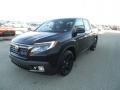 Front 3/4 View of 2017 Ridgeline RTL-E AWD Black Edition