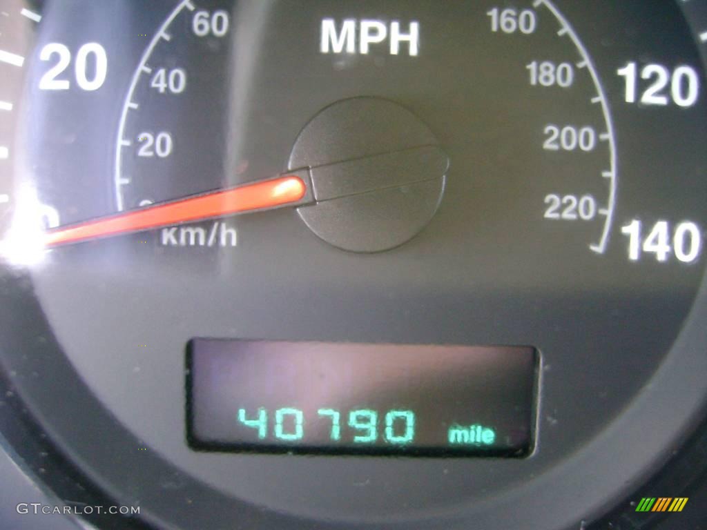 2006 Grand Cherokee Laredo 4x4 - Light Khaki Metallic / Khaki photo #15