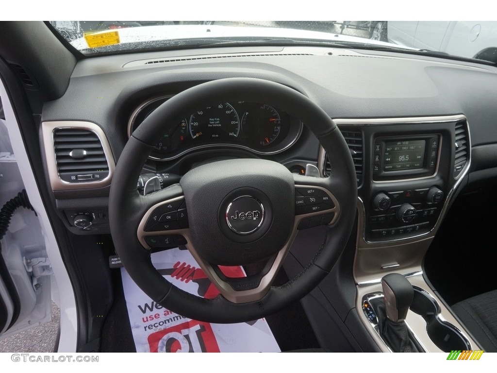 2017 Grand Cherokee Laredo - Bright White / Black photo #8