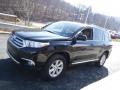 Black - Highlander SE 4WD Photo No. 6