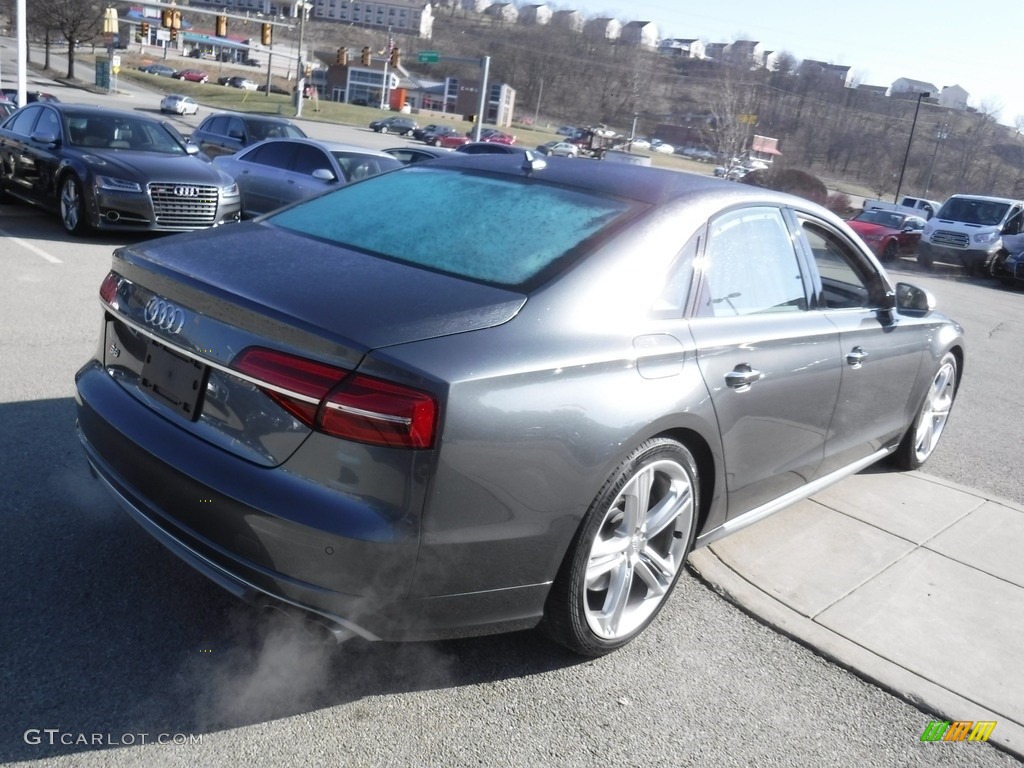 2016 S8 quattro - Daytona Gray Pearl / Black photo #11