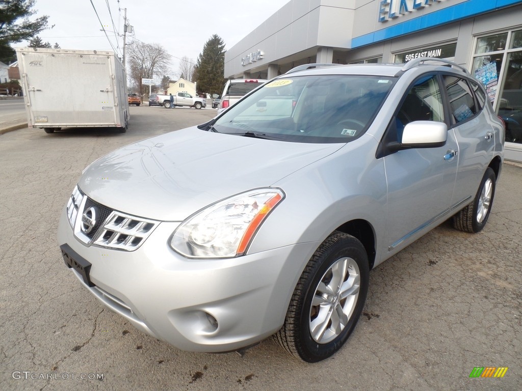 2013 Rogue SV AWD - Brilliant Silver / Black photo #1