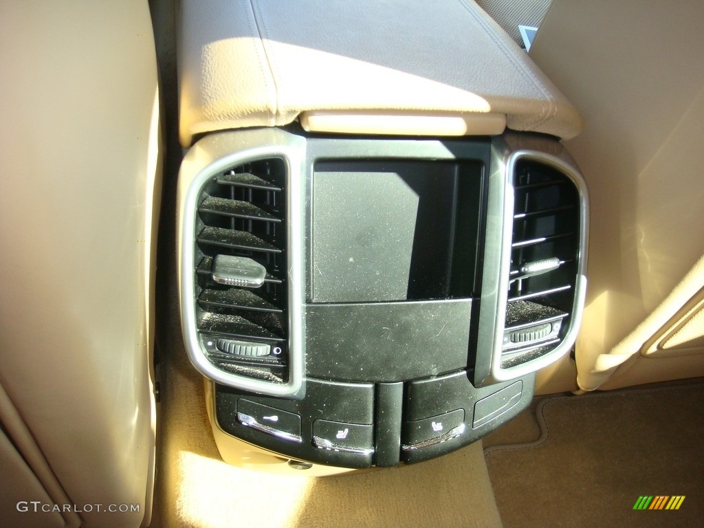 2011 Cayenne  - Sand White / Luxor Beige photo #14