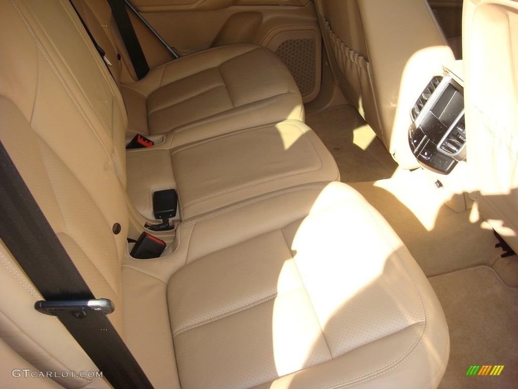 2011 Cayenne  - Sand White / Luxor Beige photo #18