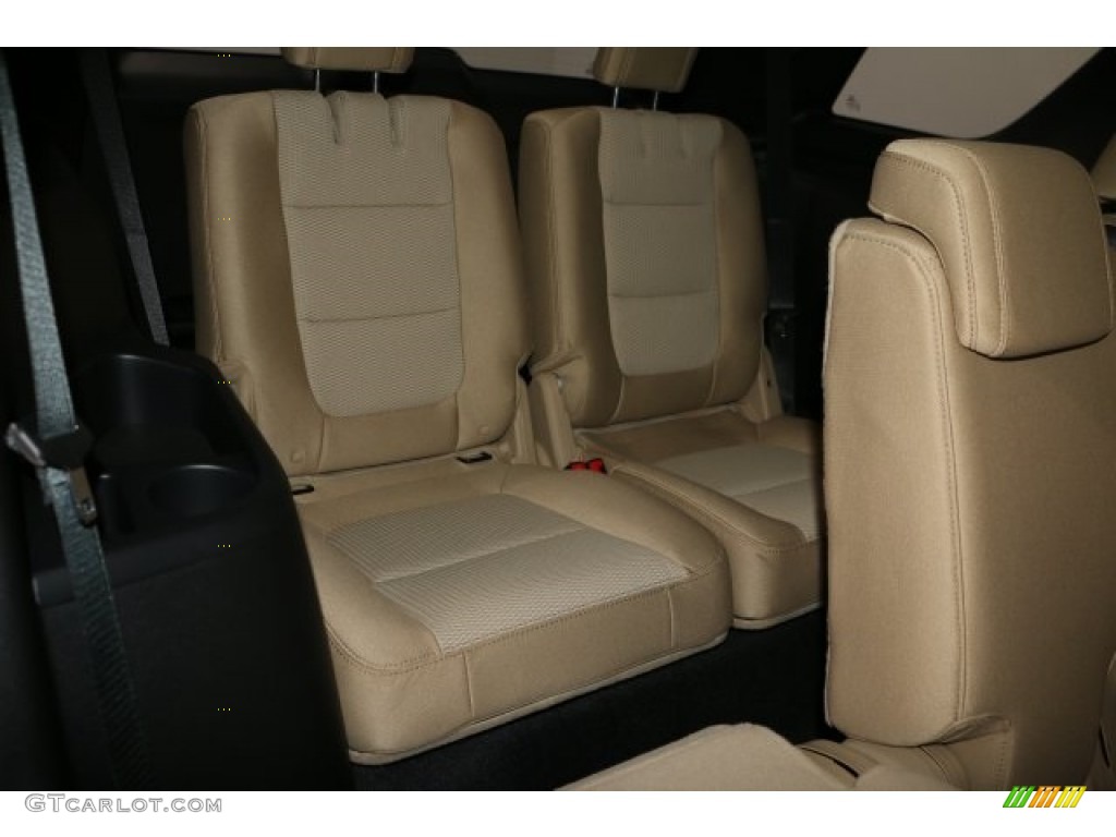 2017 Explorer XLT 4WD - Blue Jeans / Medium Light Camel photo #5