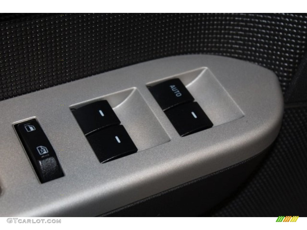 2010 Escape XLT - Gold Leaf Metallic / Charcoal Black photo #9