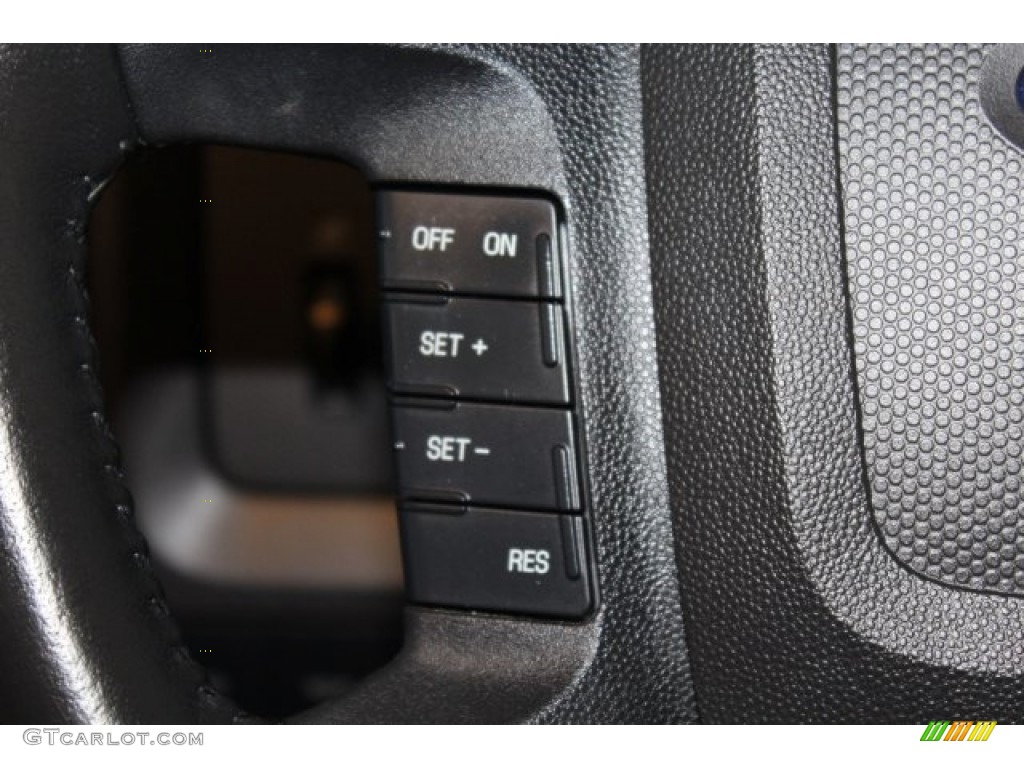 2010 Escape XLT - Gold Leaf Metallic / Charcoal Black photo #15