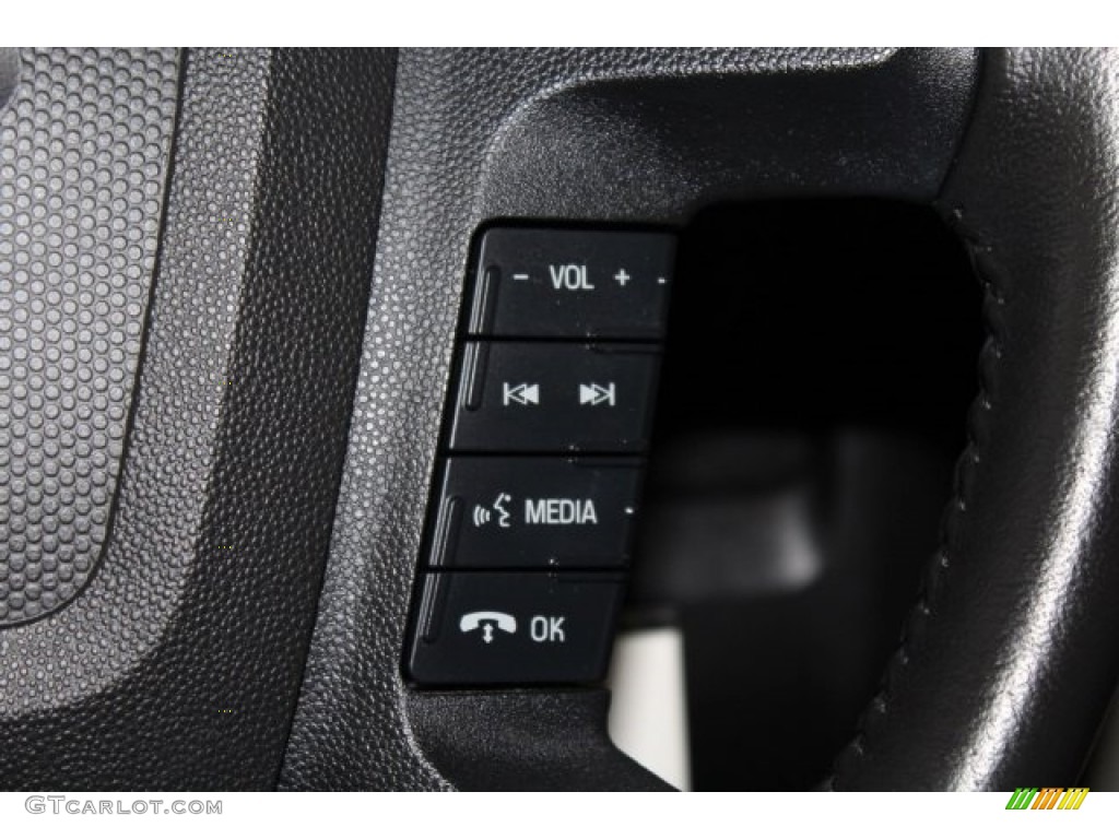 2010 Escape XLT - Gold Leaf Metallic / Charcoal Black photo #16