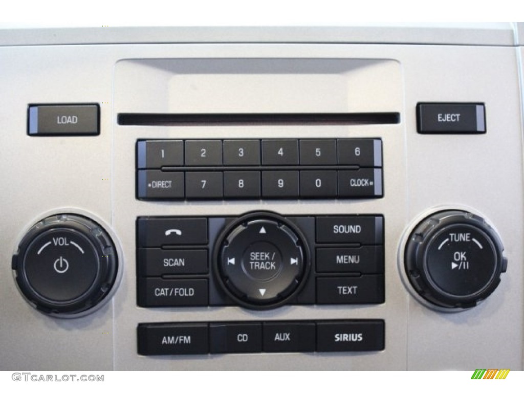 2010 Escape XLT - Gold Leaf Metallic / Charcoal Black photo #19