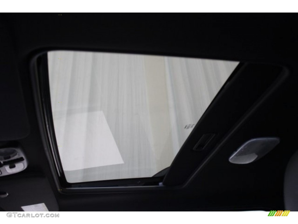 2010 Escape XLT - Gold Leaf Metallic / Charcoal Black photo #25