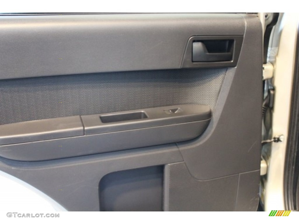 2010 Escape XLT - Gold Leaf Metallic / Charcoal Black photo #26