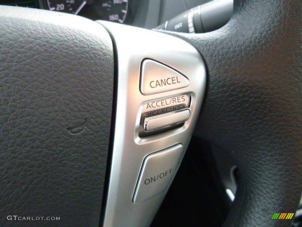 2017 Nissan Sentra S Controls Photo #118540017