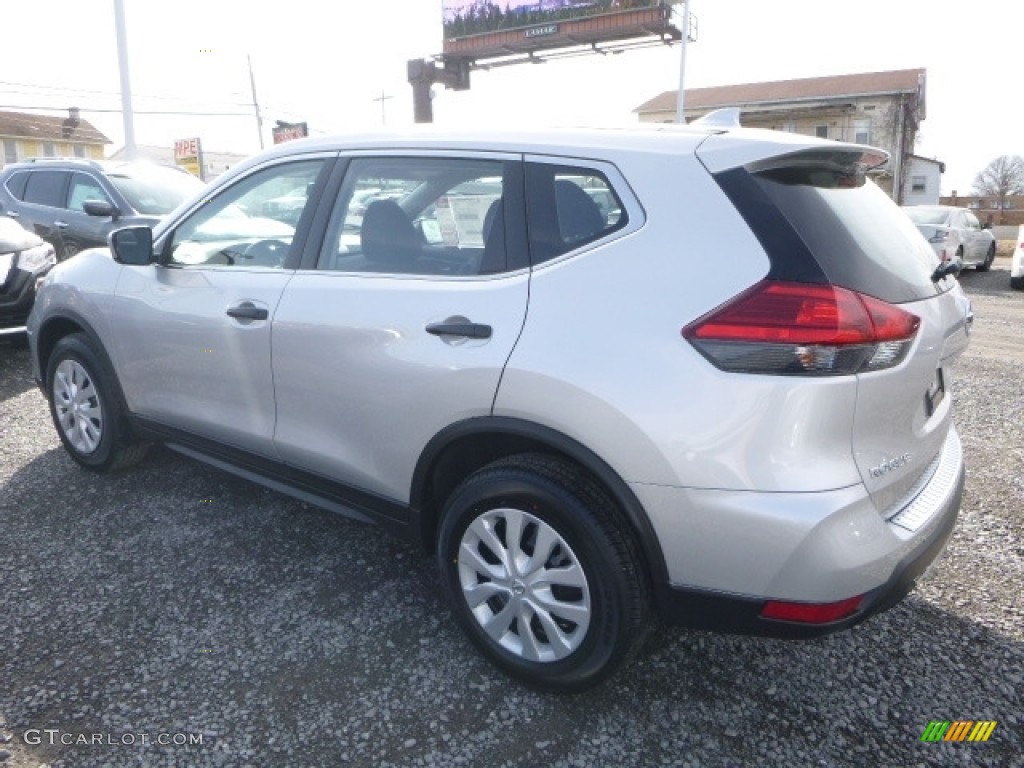 2017 Rogue S AWD - Brilliant Silver / Charcoal photo #9