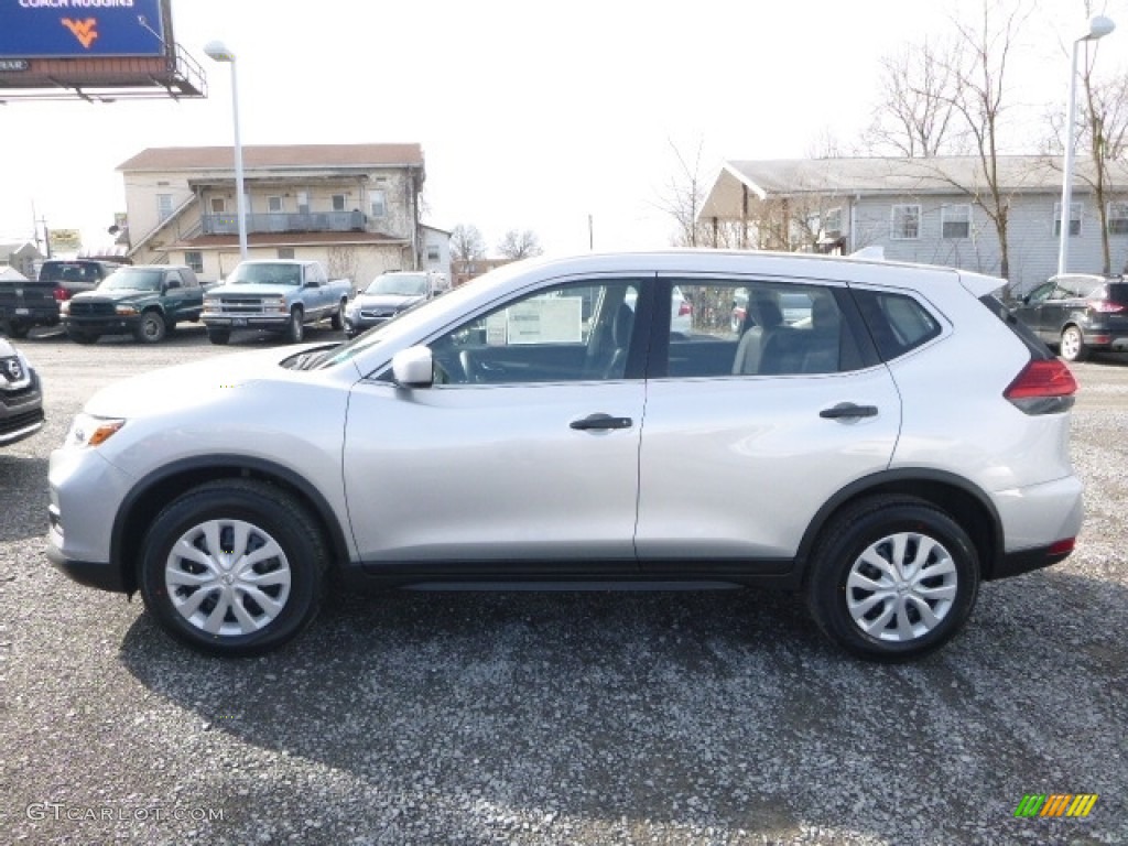 2017 Rogue S AWD - Brilliant Silver / Charcoal photo #10
