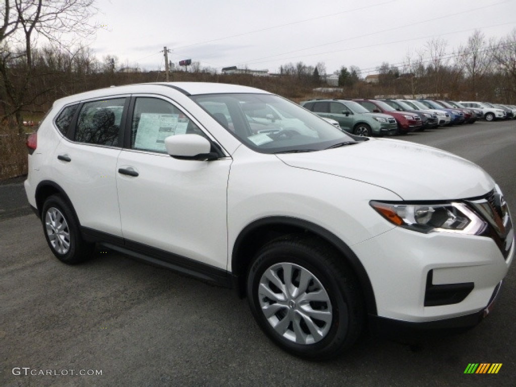 2017 Rogue S AWD - Glacier White / Charcoal photo #1