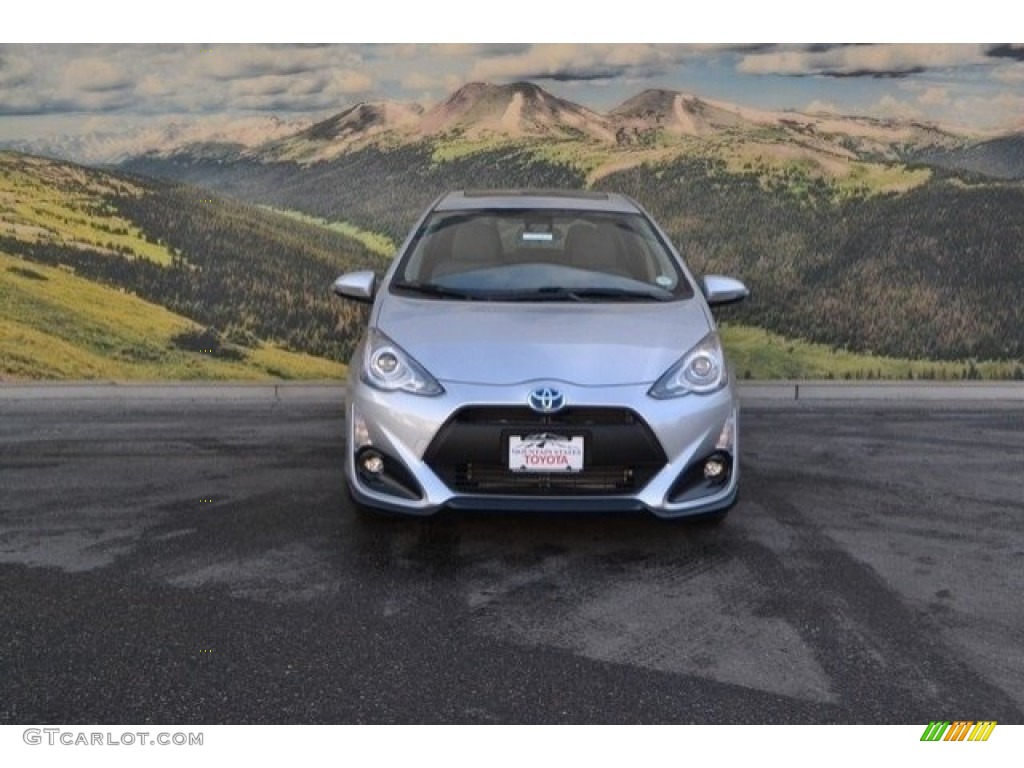 2017 Prius c Four - Classic Silver Metallic / Blue/Black photo #2