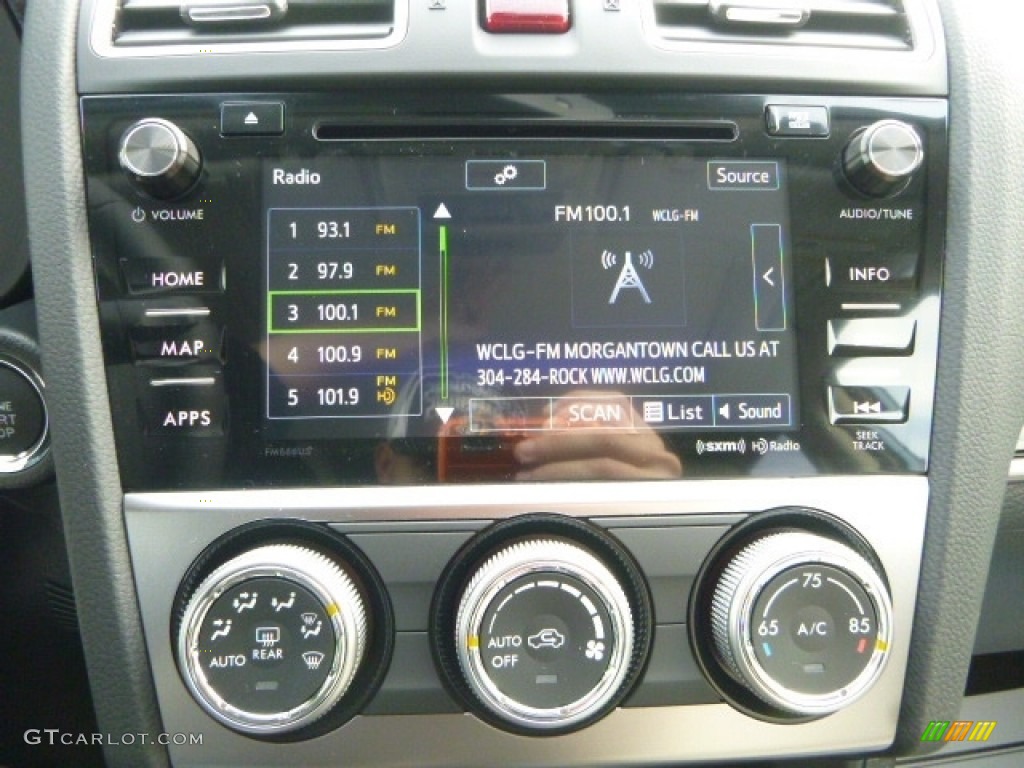 2017 Subaru Crosstrek 2.0i Limited Controls Photo #118544880