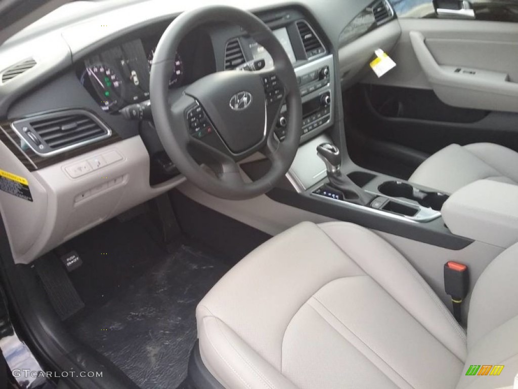 Beige Interior 2017 Hyundai Sonata Limited Hybrid Photo #118548981