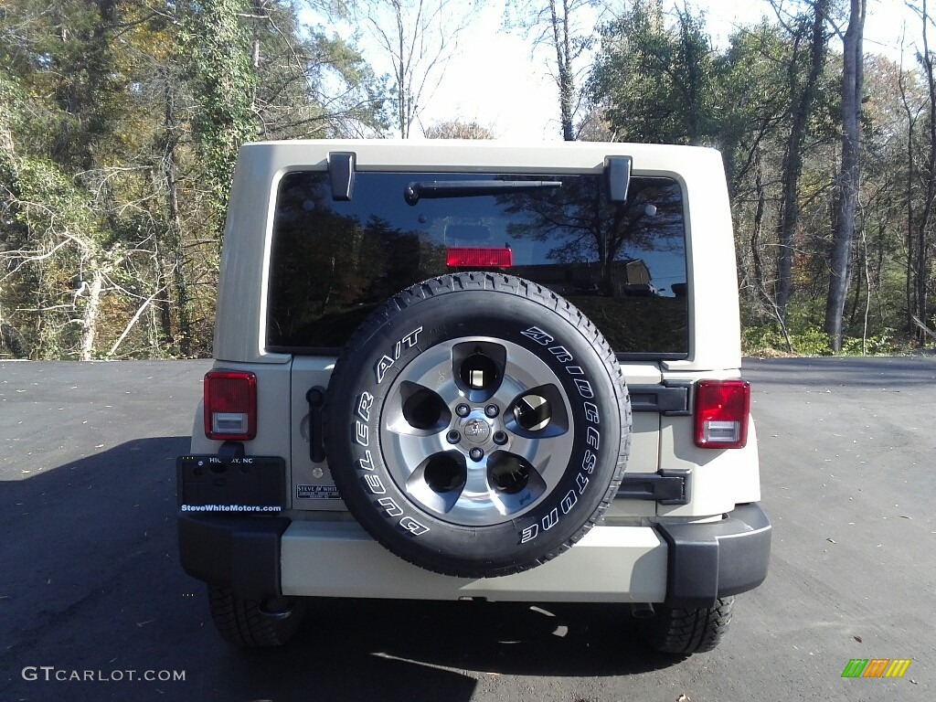 2017 Wrangler Sahara 4x4 - Gobi / Black/Dark Saddle photo #7